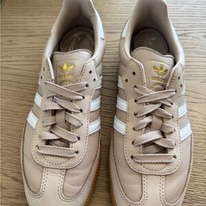 Adidas Tan and White Men's Sneakers